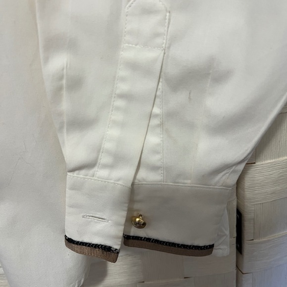Foxcroft Off White Blouse Button Down Long Sleeve Collared Trim Detail Size 8 - Picture 6 of 8